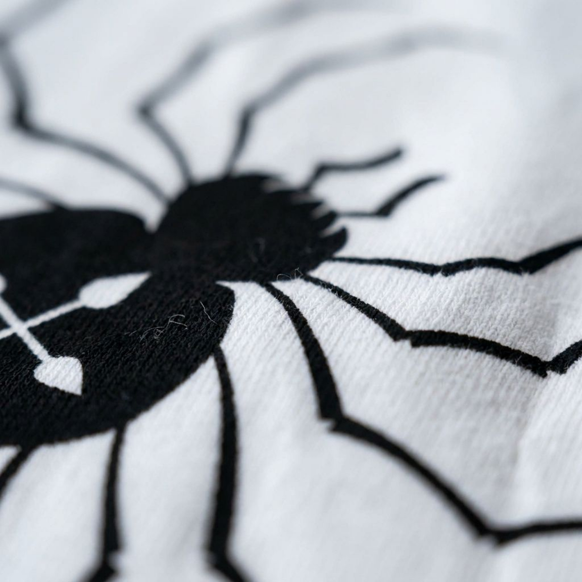 Akaame Studio™ - Phantom Spider T-Shirt - Dark Manga Antagonist Apparel